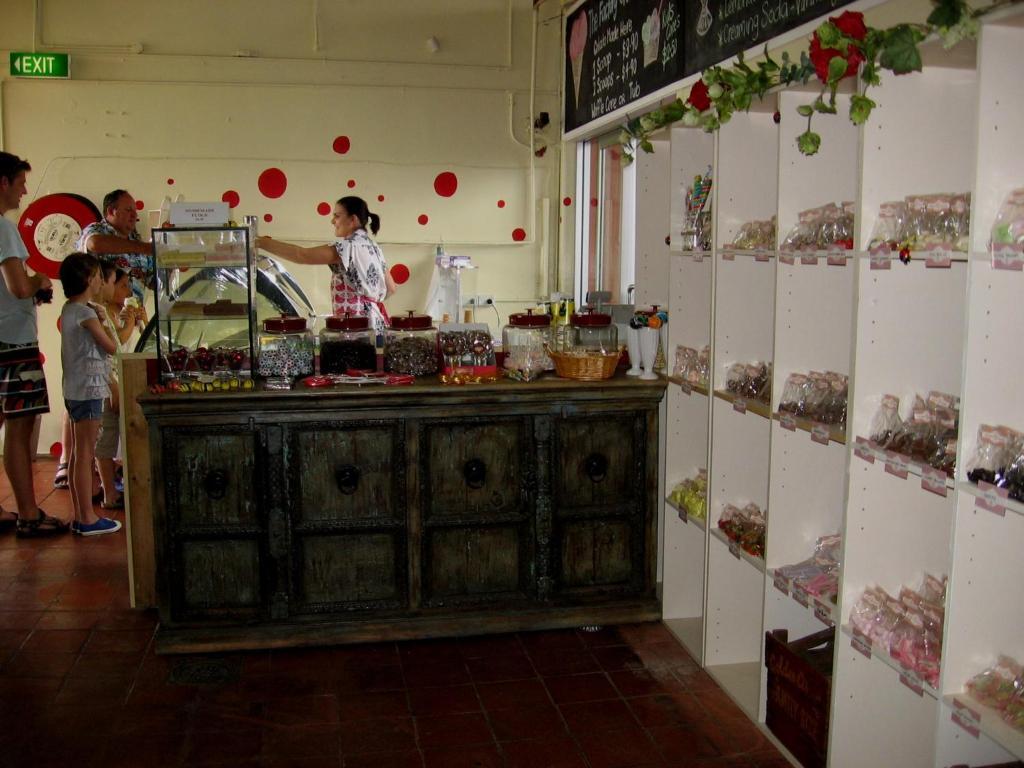 Bowral Road Art Gallery Bed And Breakfast Митагонг Екстериор снимка